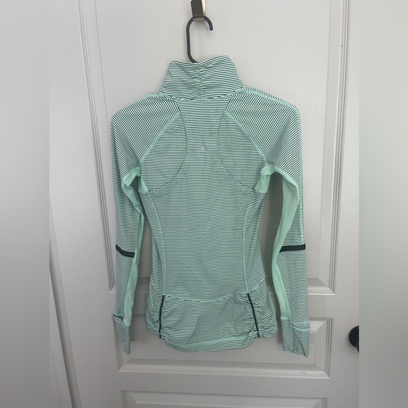 Lululemon Define Jacket Striped Aqua Black Size S (Stretch Fit) - Picture 7 of 8